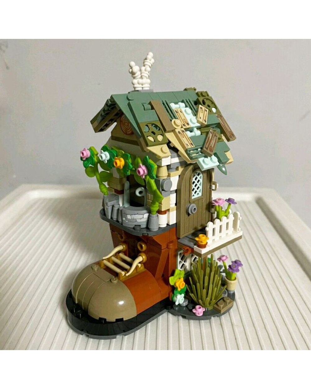 Forest Cabin Shoe House Rabbit Animal Flower Tree 3D Model DIY Mini Blocks Bricks Building Toy for Children Gift no Box front-1