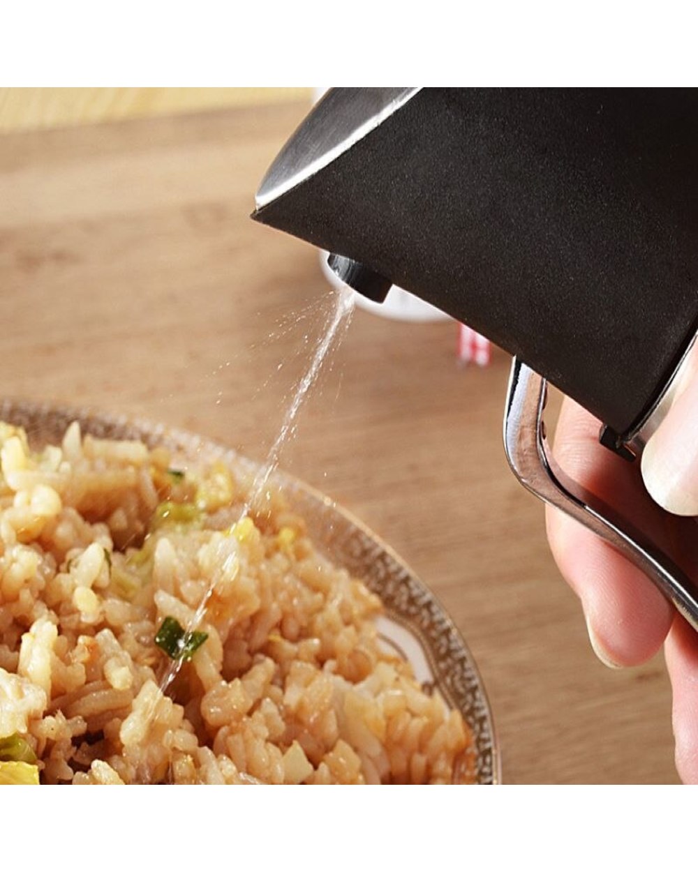 2 In 1 Push-type Oil Bottle Spray- Dust-proof And Leak-proof Oil Adjustable Vinegar Spray Bottle Organizer front-2