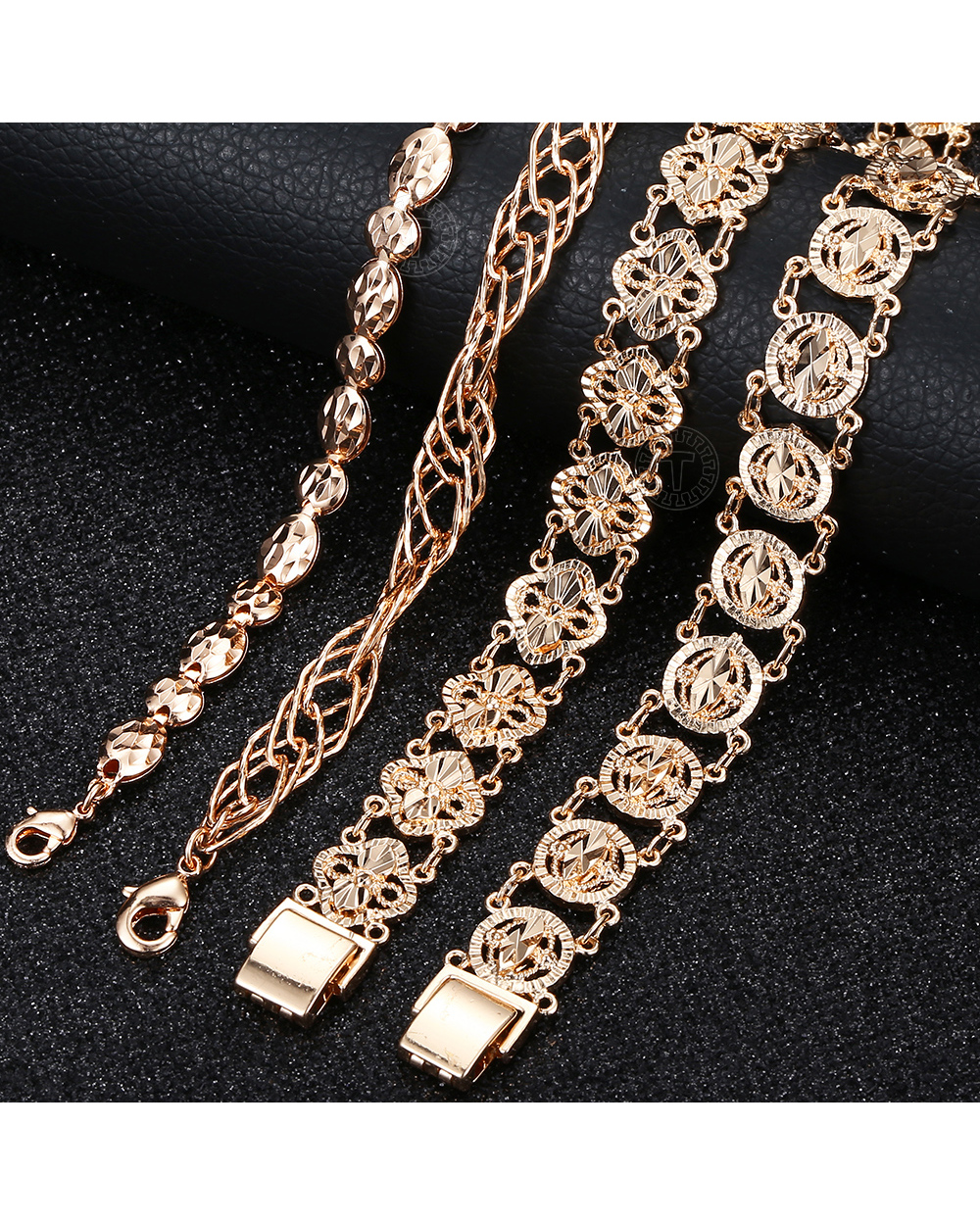 Women Men 585 Rose Gold Bracelet On Hand Bangle Fashion Cut Out Carved Flower Heart Oval Wristband Chains Bracelets Cbm front-0