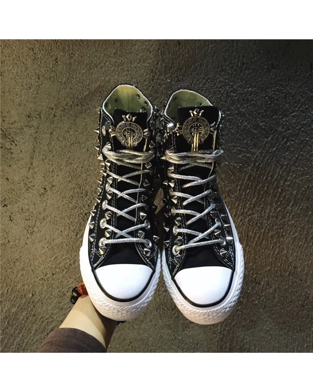 Classic rivet distressed canvas shoes, retro dirty shoes, personality men and women shoes 35-46 front-0