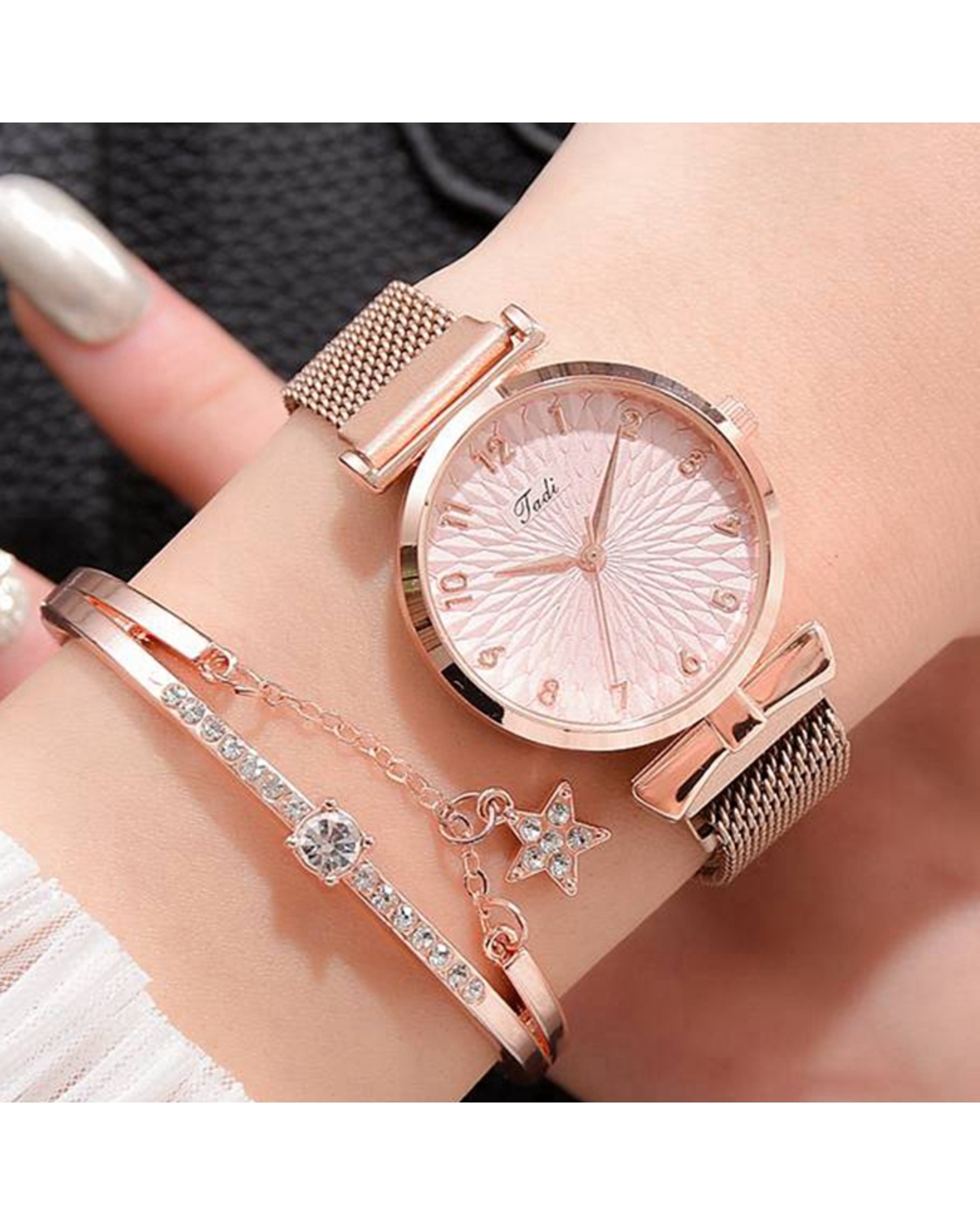 Women Bracelet Quartz Watches For Women Magnetic Watch front-0