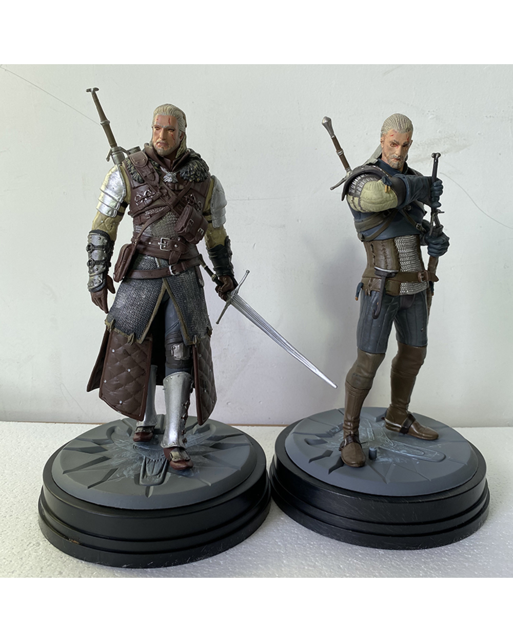Limited-edition toy front-2