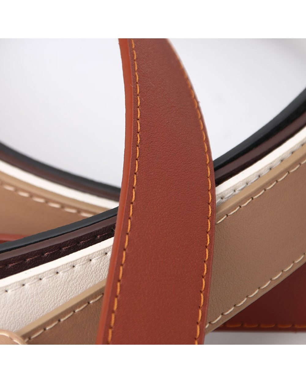 The New Classic Retro Fashion All-Match Leather Light Body Round Buckle Simple Circle Pin Belts For Women Fashion Jeans front-3