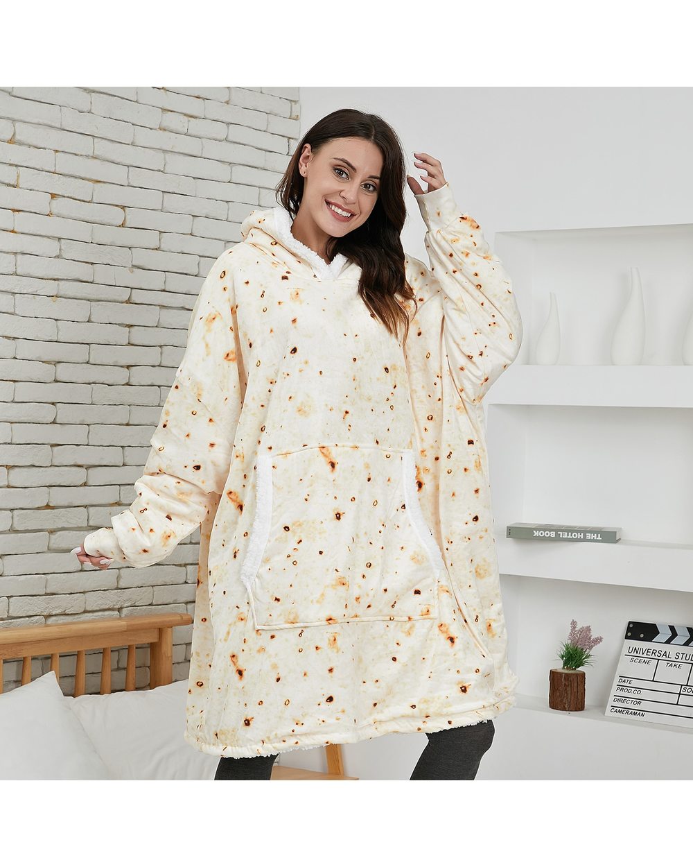 Pattern Print Blanket Hoodie Women Sherpa Fleece Sweatshirt Winter Pizza Oversized Hoodie Avocado Wearable Blanket front-4