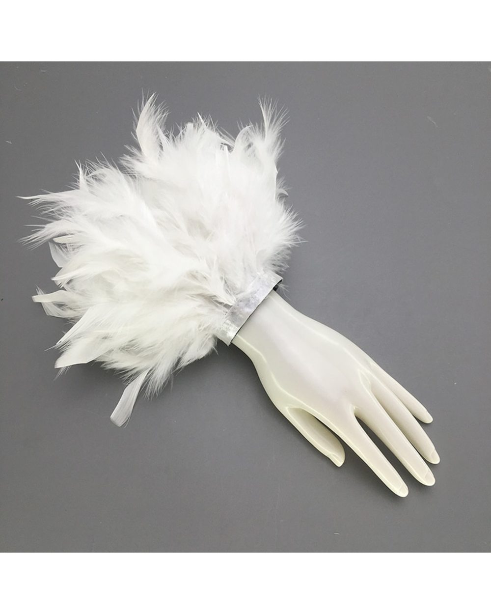Women Real Fur Ostrich Feather Cuffs 2022 Feather Fur Cuffs Bracelet Snap Anklet Bracelet Fur Feather Cuffs Wrist Sleev front-1