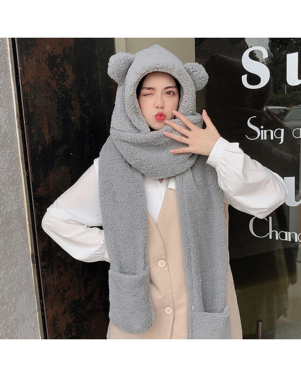 Lamb Velvet Hat Woman Winter Warm And Cold Hooded Scarf Gloves 3-In-1 Sets Female Cute Bear Ear Protection Cotton Cap front-5