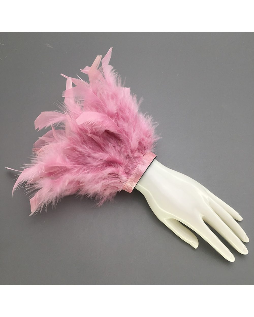 Women Real Fur Ostrich Feather Cuffs 2022 Feather Fur Cuffs Bracelet Snap Anklet Bracelet Fur Feather Cuffs Wrist Sleev front-2