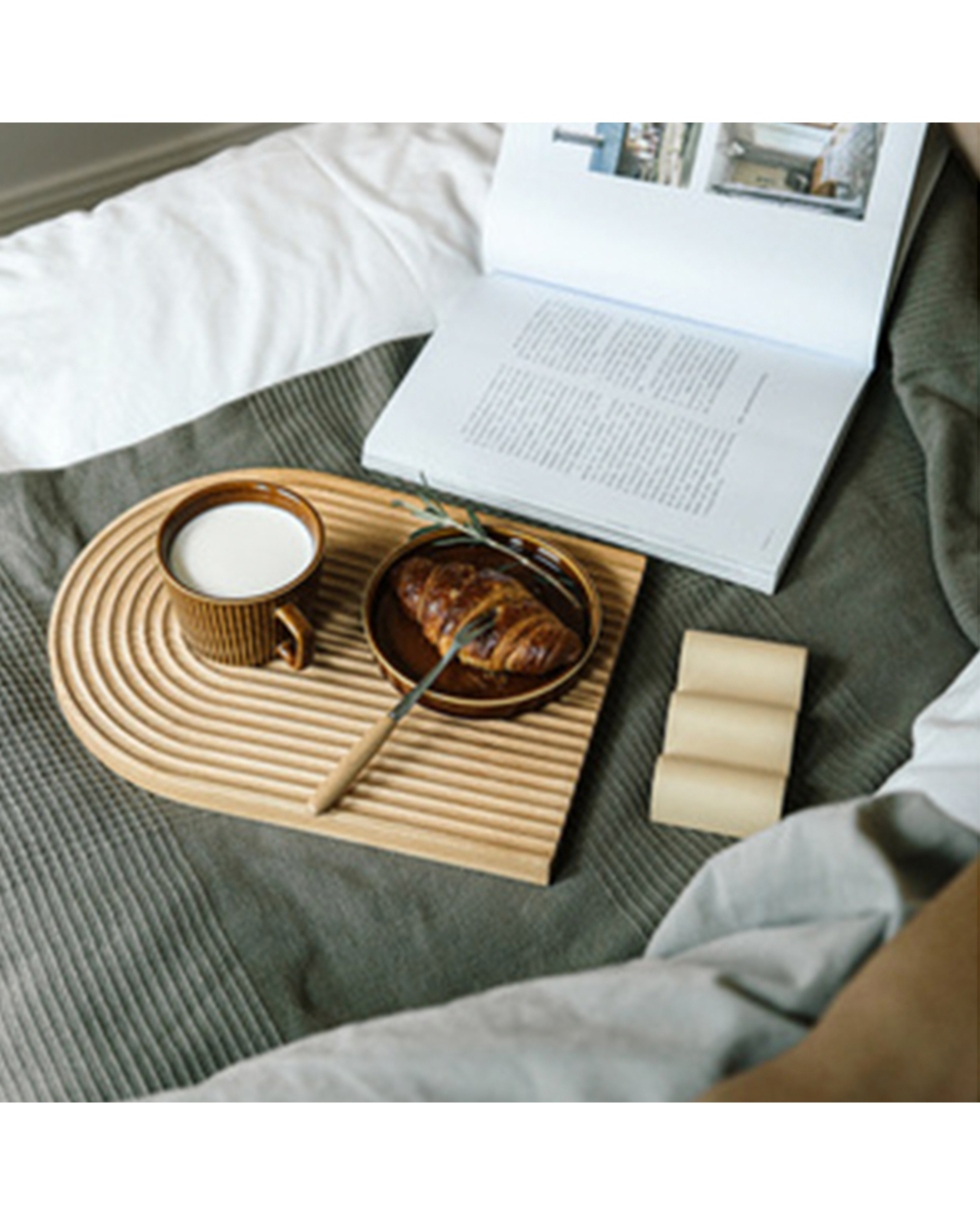 Nordic Wooden Chopping Block Bread Tray Water Ripple Board Dessert Food Cushion For Afternoon Tea Useful Kitchen Organi front-4