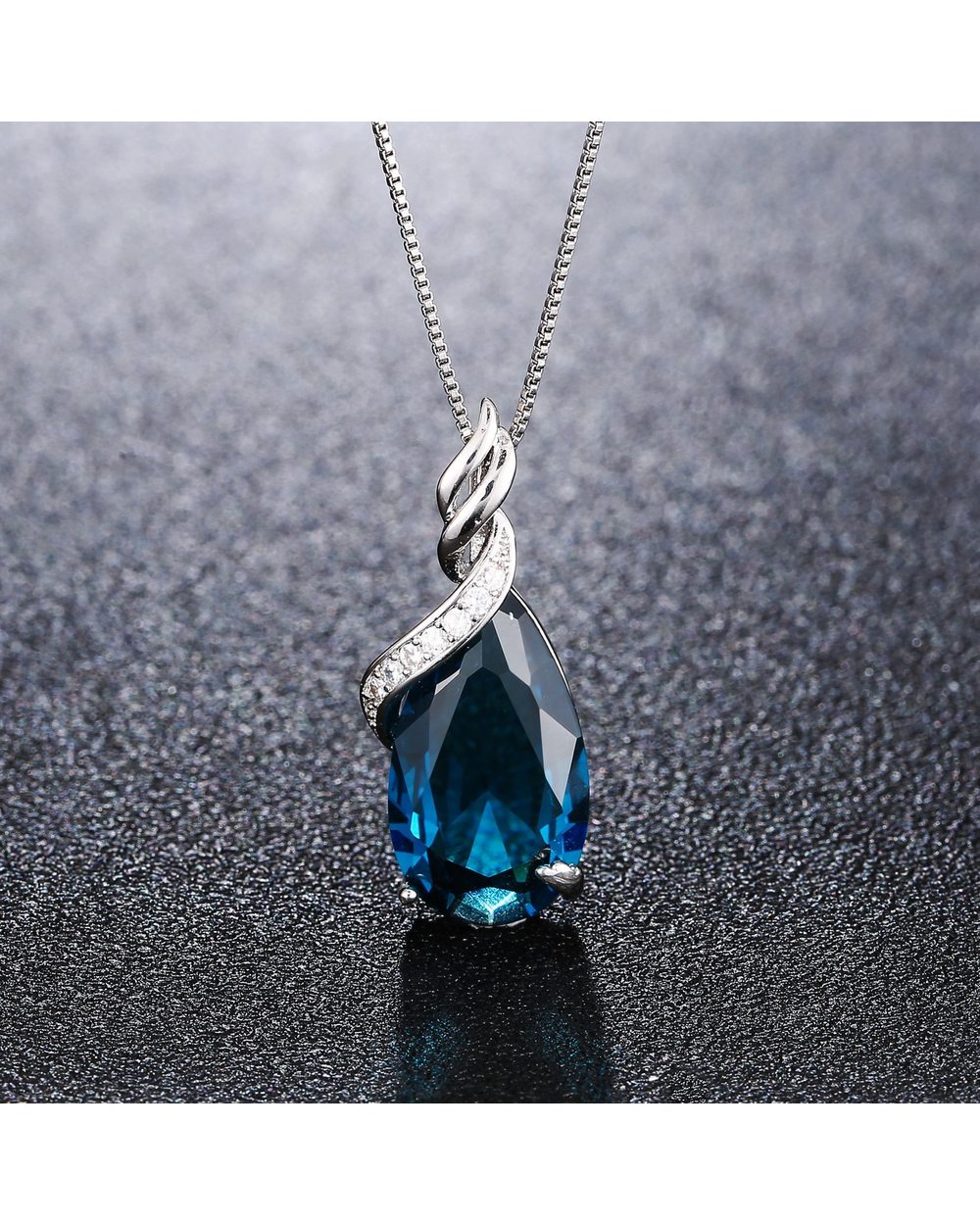Natural Blue Topaz Jewelry Pendants Necklace For Women front-0