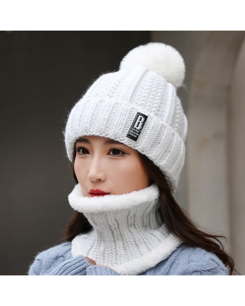 Winter Hat Womens Beanie Hats Thick Warm Skullies Winter Knitted Women Hat Letter Bonnet Beanie Cap Outdoor Riding Hat front-5
