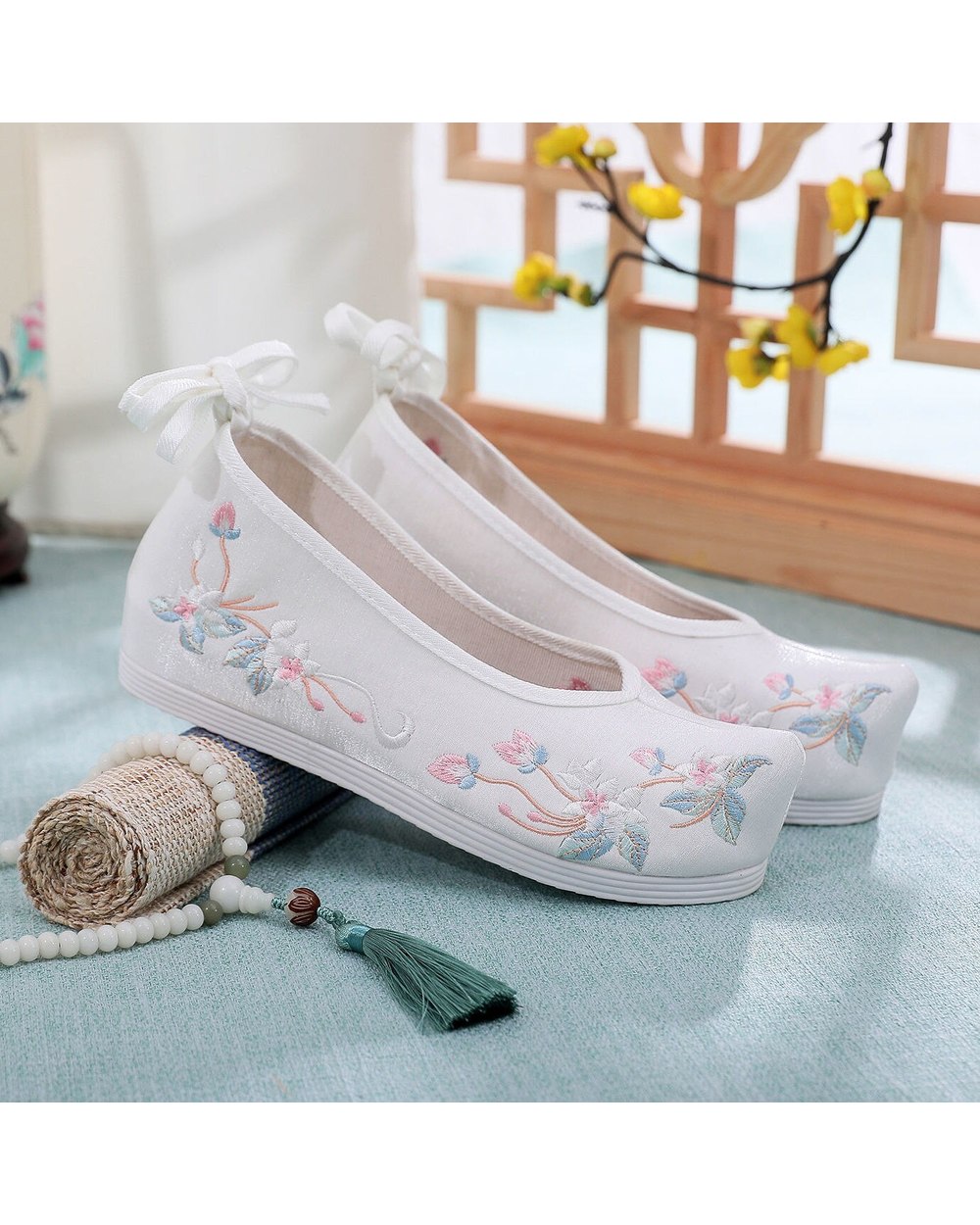China Traditional Hanfu Cosplay Shoes Ming Dynasty Embroidered Super Fairy Inside Increased Ancient Shoes front-5